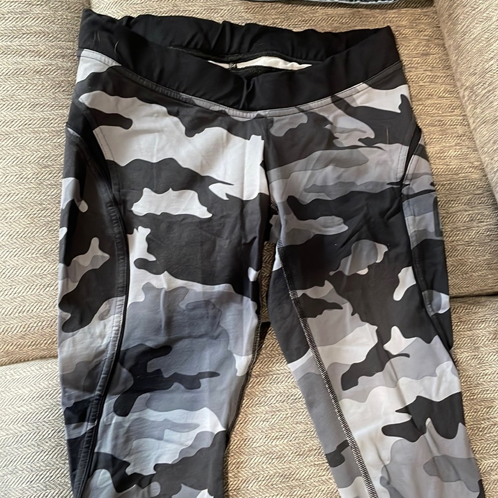 BETTER BODIES Army Leggings